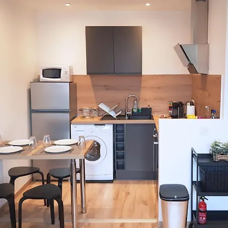 Vue Montagne - Appt Cosy Et Calme - Netflix - Fibre Apartment
